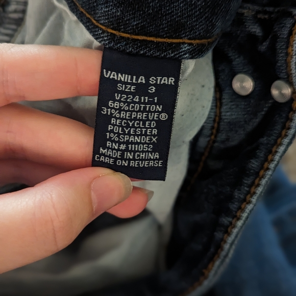 Mid Rise Skinny Jeans - Picture 4 of 5